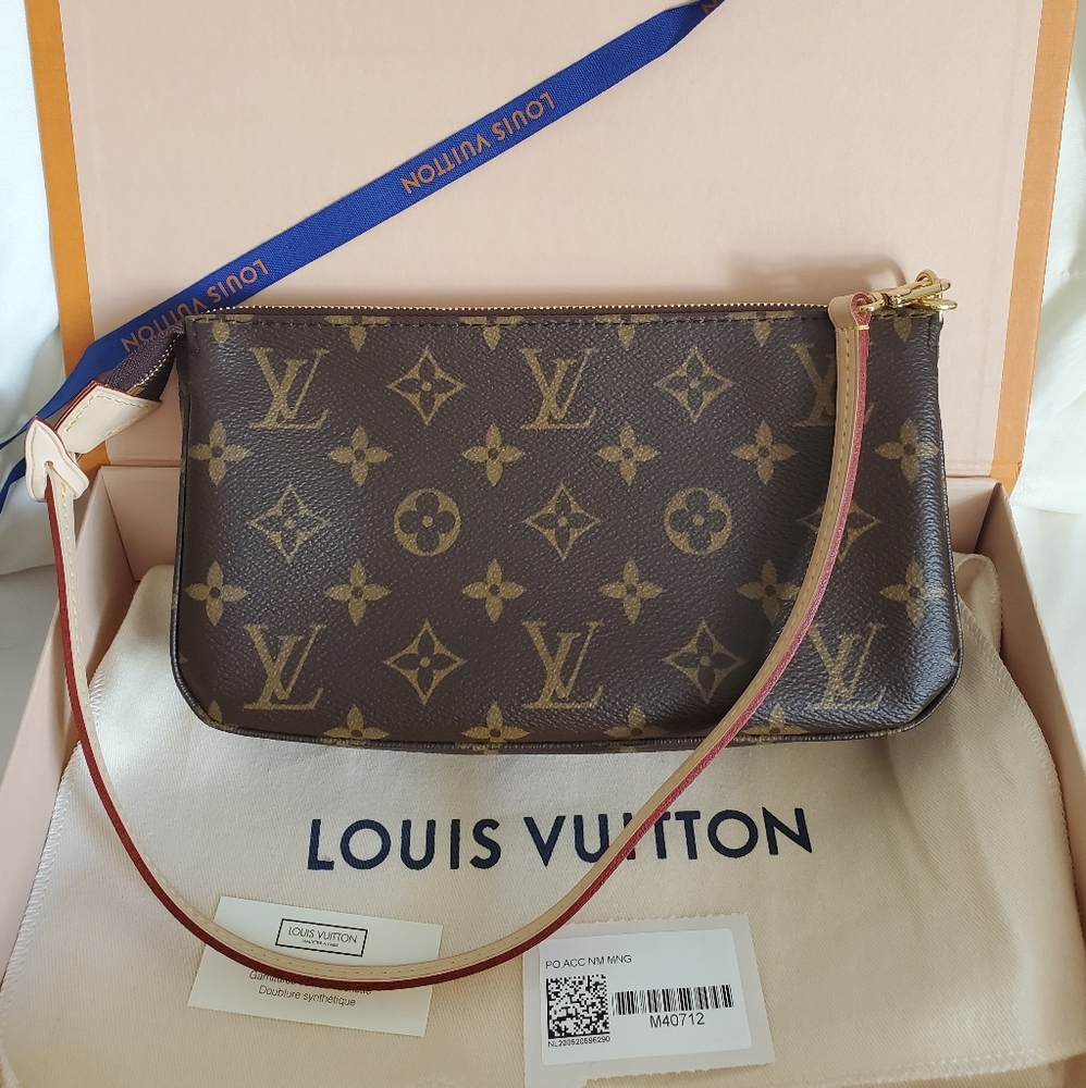 ❌SOLD ❌LV Pochette Accessories